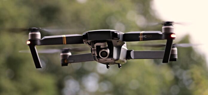 Les drones et la loi - tout ce que vous devez savoir avant de commencer à voler